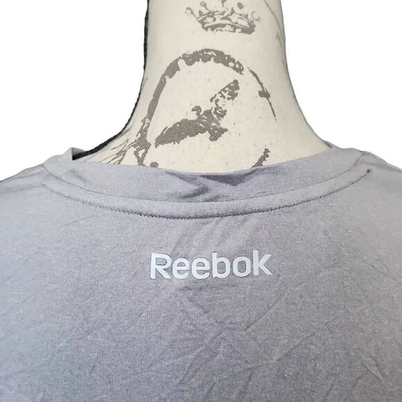 Reebok Men's Size Medium Gray Graphic Logo Dri-Fit Short Sleeve Athletic Shirt - Picture 4 of 7